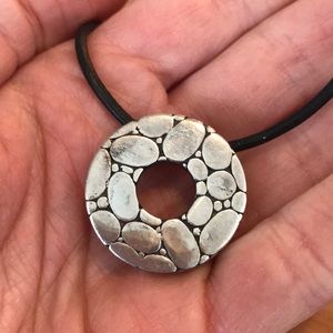 Gorgeous John hardy kali necklace